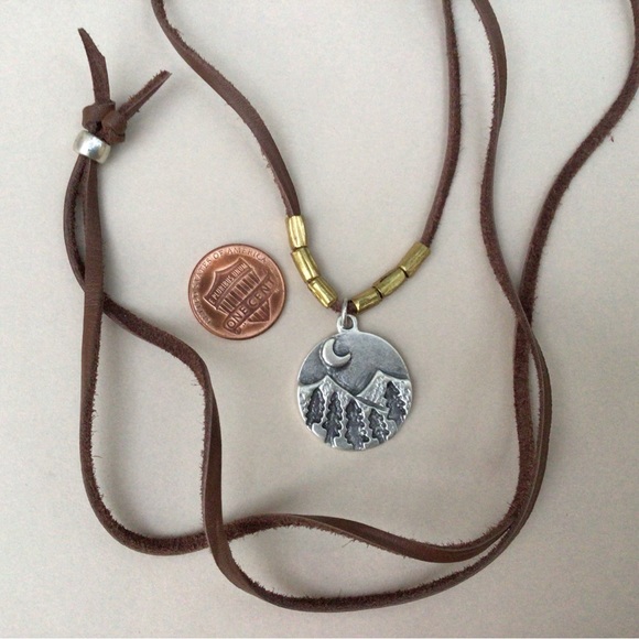 Artisan Sundance Charm Necklace - Picture 5 of 7